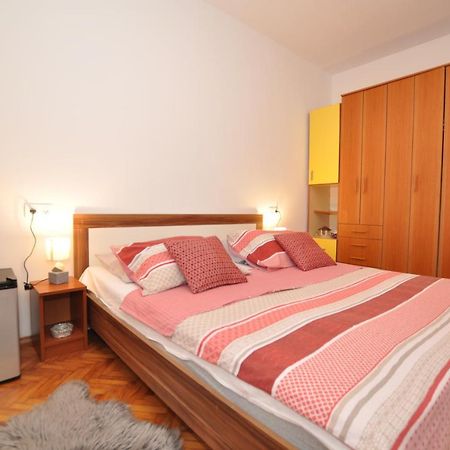 Central Apartment Marco Polo 斯普利特 外观 照片