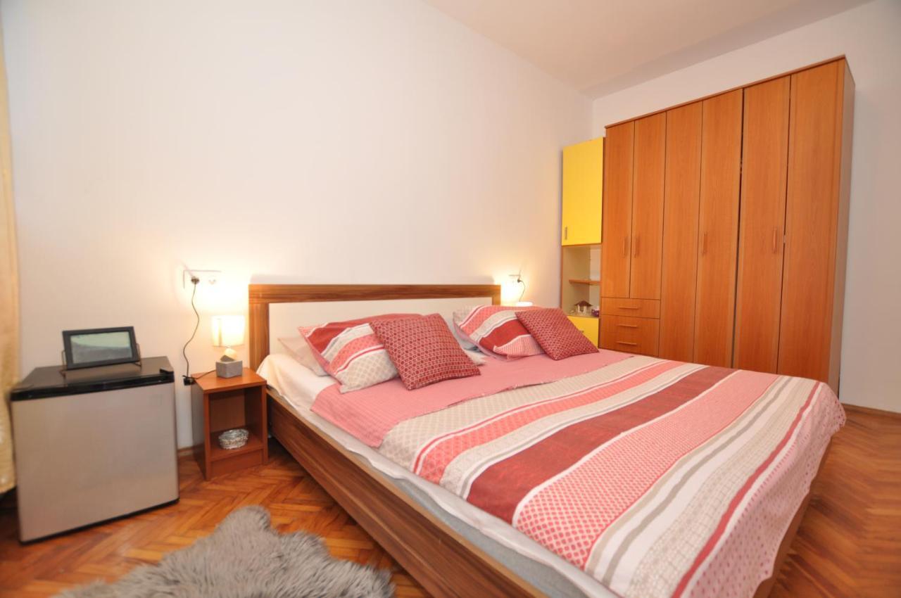 Central Apartment Marco Polo 斯普利特 外观 照片